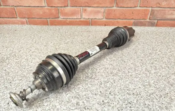 BMW 5 G30 G31 Front driveshaft 8664675