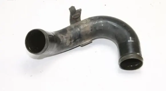 Land Rover Discovery 4 - LR4 Intercooler hose/pipe