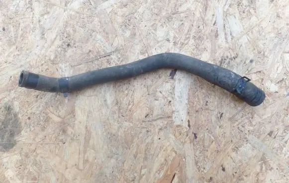 Hyundai i30 Engine coolant pipe/hose 254502H700