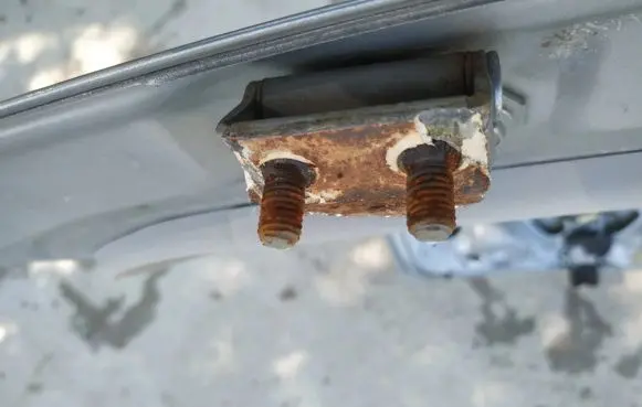 Toyota Avensis T250 Tailgate/trunk/boot hinge