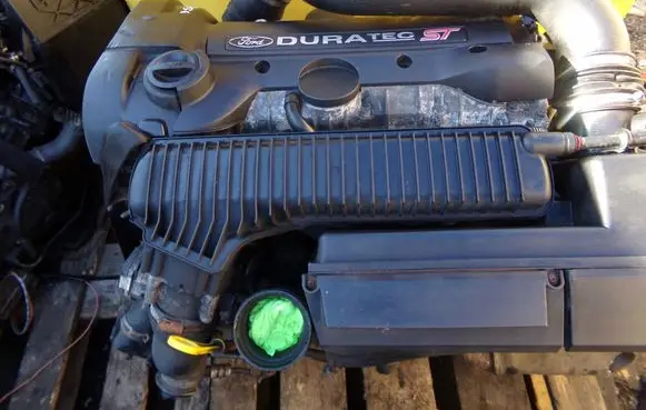 Ford Focus ST Engine HYDA 30SP2 SILNIK