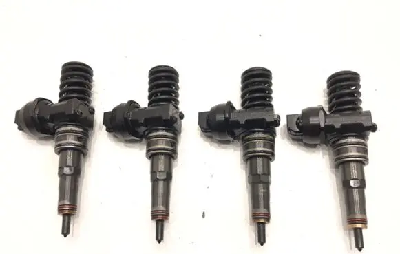 Volkswagen Touran I Fuel injectors set BMM