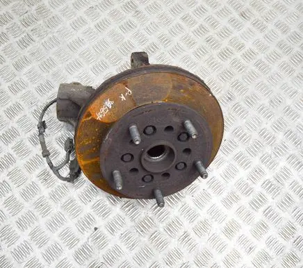 Front wheel hub