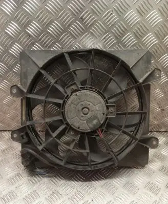 Toyota Avensis T220 Electric radiator cooling fan 3135103199