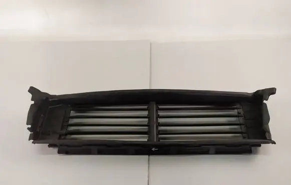 Volvo S90, V90 Intercooler air channel guide 31383212