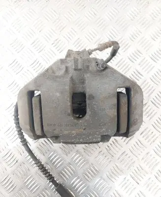 BMW 5 F10 F11 Front brake caliper 6030348