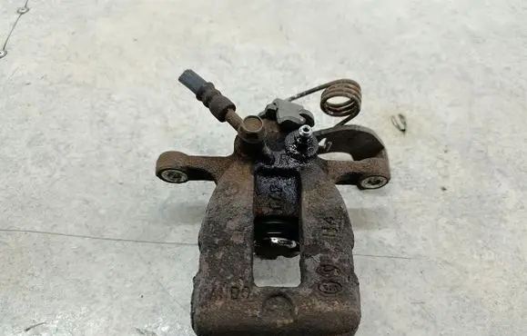 KIA Rio Rear brake caliper 