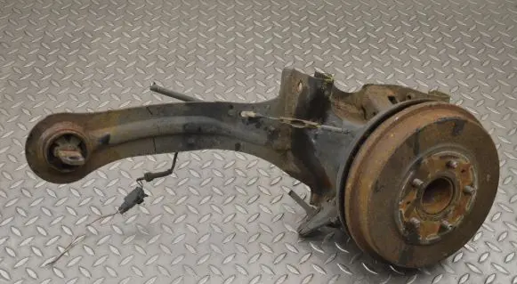 Rear wheel hub