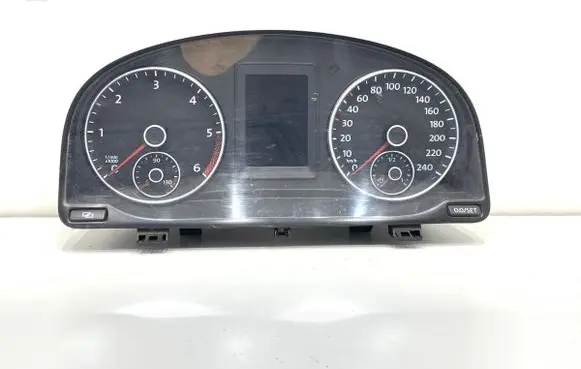 Volkswagen Caddy Speedometer (instrument cluster) 2K0920865A
