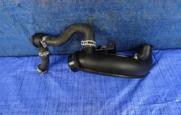 Nissan Micra Air intake hose/pipe 111241ps