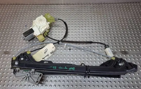 BMW 3 E92 E93 Front door window regulator with motor S26380292 7191117