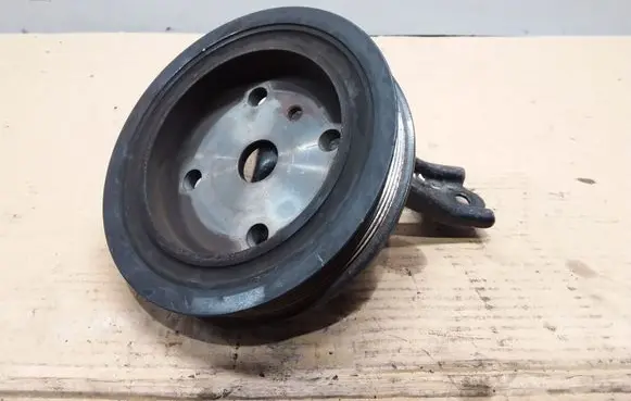 Volvo V70 Crankshaft pulley 30731865