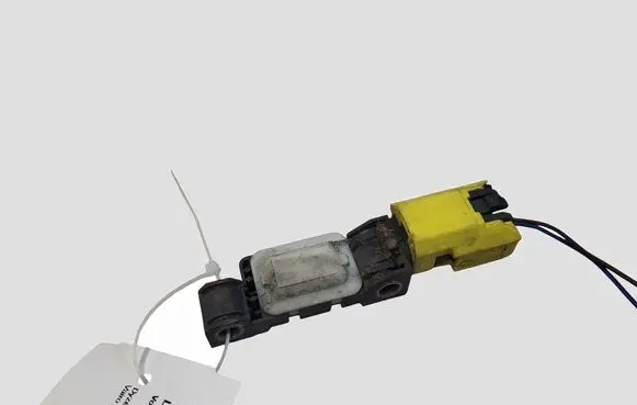 Volkswagen Touareg I Airbag deployment crash/impact sensor 7L0909606D