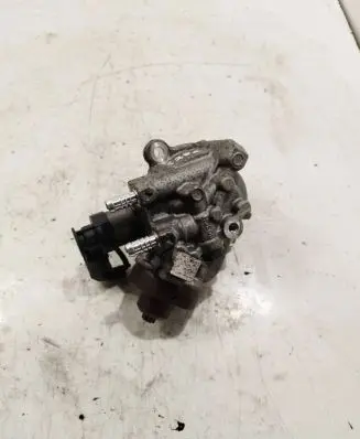 BMW 3 F30 F35 F31 Fuel injection high pressure pump 7823452 0445010519