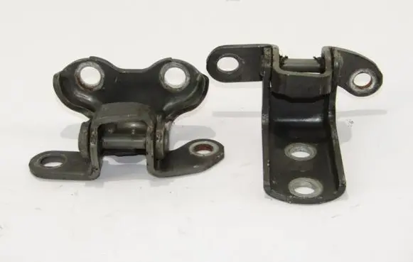 Rear door hinge set