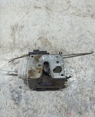 Audi A4 S4 B5 8D Front door lock