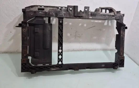 Ford Fiesta Radiator support slam panel 8V51A16E146AF