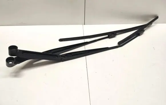 Nissan Leaf II (ZE1) Windshield/front glass wiper blade 01E94021