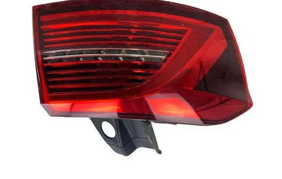 Volkswagen PASSAT B8 Rear/tail lights 3G9945207