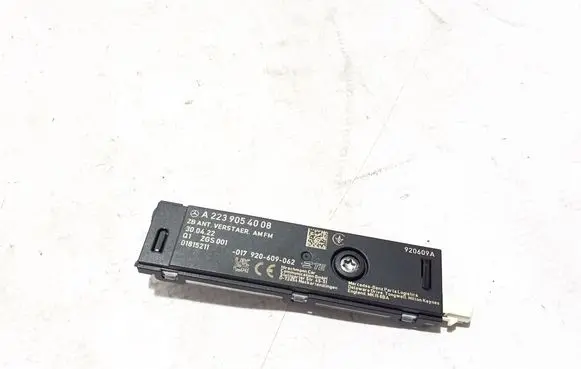 Mercedes-Benz S W223 Aerial antenna amplifier A2239054008