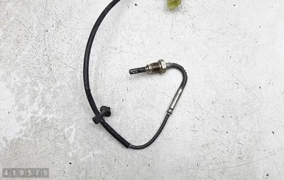 Opel Astra H Exhaust gas temperature sensor 55571362