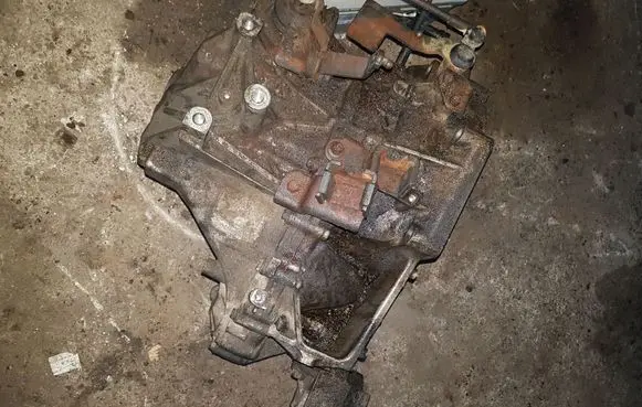 Dodge Caliber Manual 6 speed gearbox
