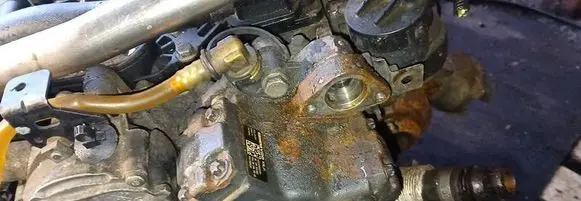 Volvo S40 Fuel injection high pressure pump 9654615580