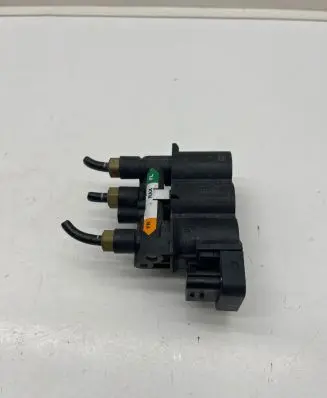 Jaguar I-Pace Air suspension valve block CPLA5B710AC 980864