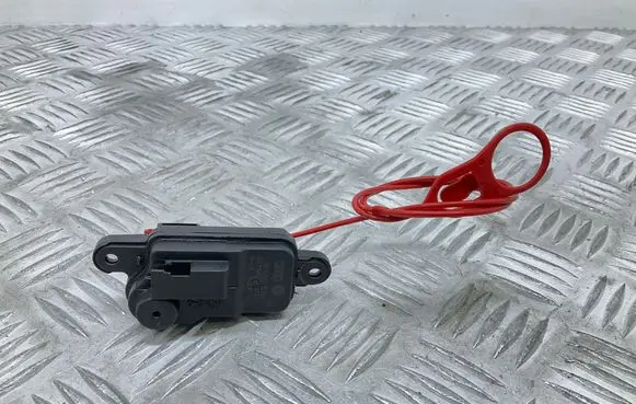 Audi A6 Allroad C7 Fuel tank cap lock 8V0862153A