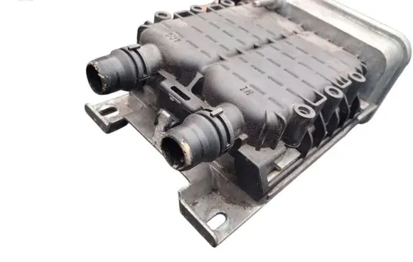 Peugeot 3008 II Hybrid/electric vehicle battery fan 9821712680 710301140300