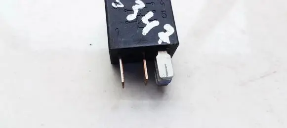 Volvo S60 Other relay 4RD00781400 4RD007814-00