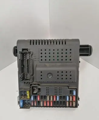 Volvo XC90 Fuse module 30786476