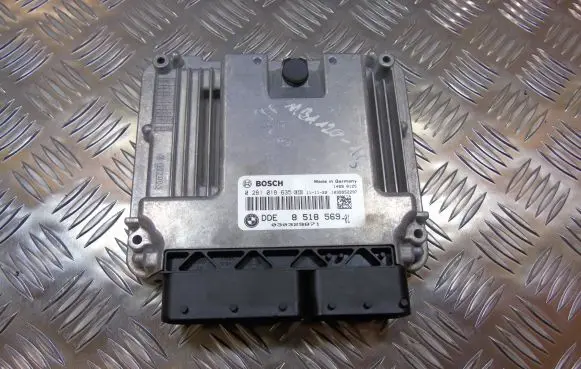 BMW 1 F20 F21 Engine control unit/module 8518569