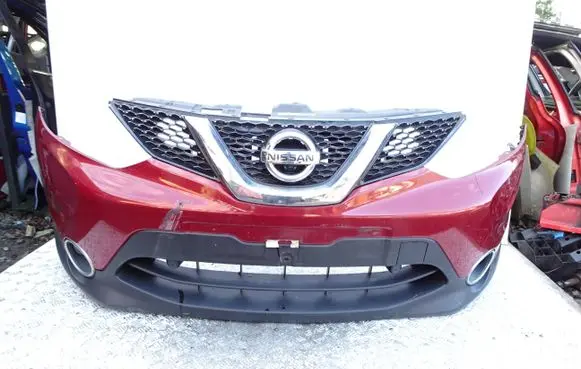 Nissan Qashqai Front bumper wHW