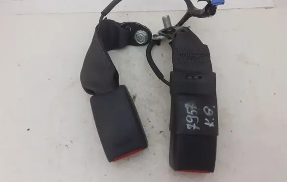 Honda Insight Rear seatbelt buckle 1056783
