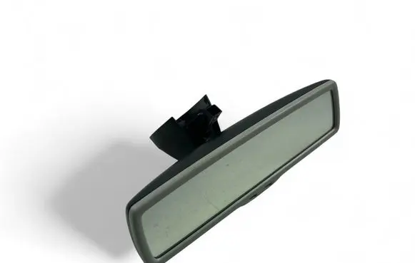 Rear view mirror (interior)