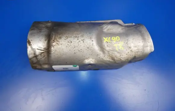 Volvo XC90 Heat shield in engine bay 31437205