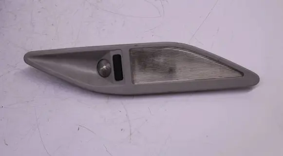 BMW 5 E39 Rear seat light 8363612