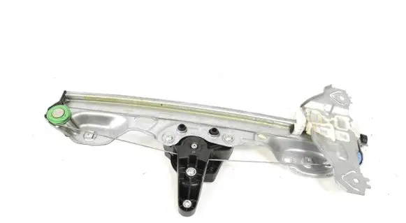 Nissan Pulsar Rear window lifting mechanism without motor 827003ZL0A