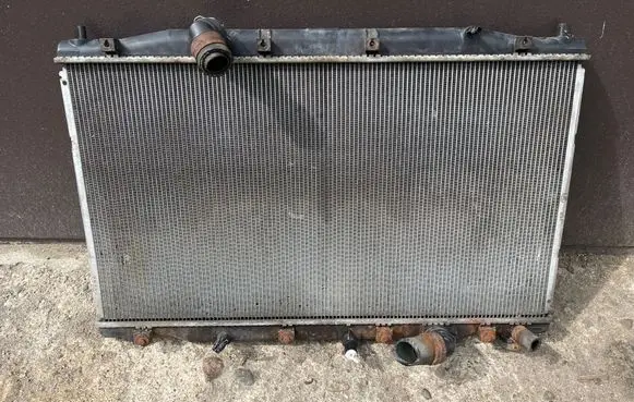 Honda CR-V Coolant radiator