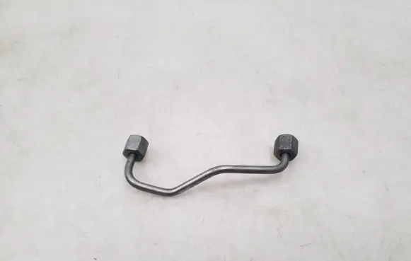 Fuel injector supply line/pipe