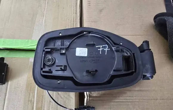 Ford Kuga II Electric car charge socket cover LB5B10C714A LB5B10C714B LB5B10C714