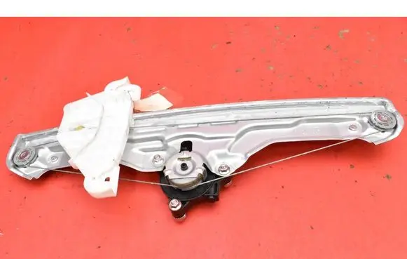 KIA Sportage Front door window regulator with motor 82460R2000