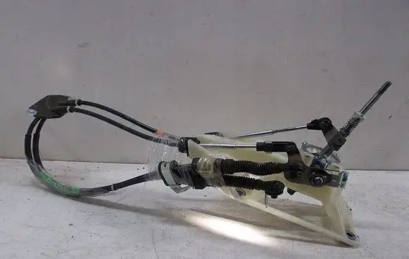 Mazda 2 Gear shifter/selector