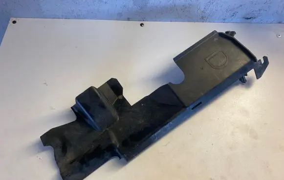 Intercooler air guide/duct channel