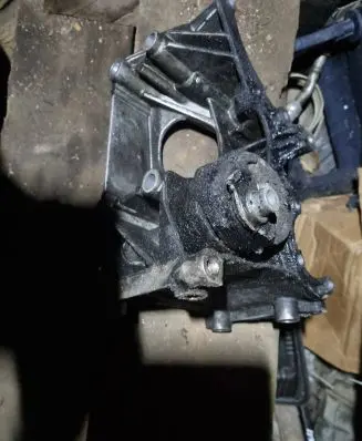 Ford Galaxy Generator/alternator bracket 