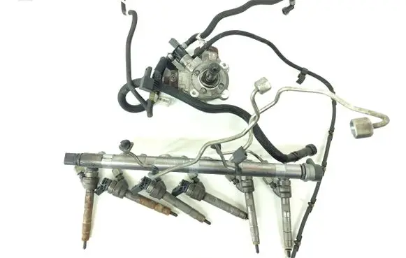 BMW 5 F10 F11 Fuel injection system set 7823463 7805423 7810702