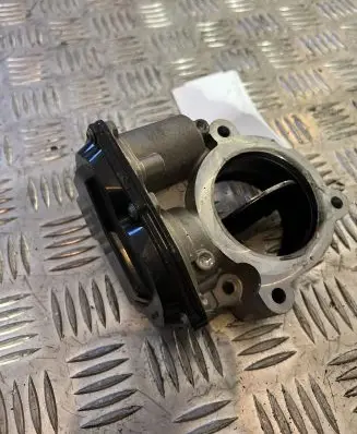 Volvo XC60 Throttle valve 32223833