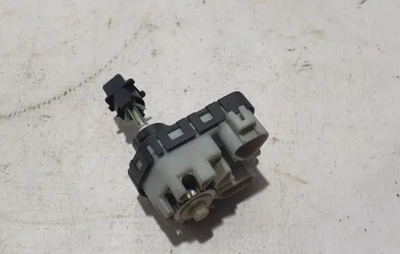 Subaru Forester SK Headlight level adjustment motor 84913SJ130