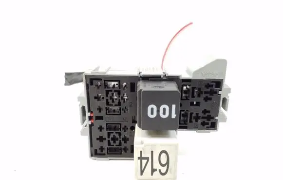 Porsche Cayenne (92A) Other relay 7L0937503
